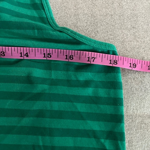 ❤️2/$30❤️[M]Kit and Ace Freesia Green Tank Top - Picture 5 of 8
